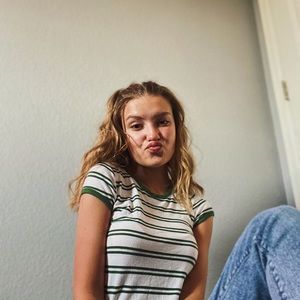 Meet your Posher, Ally